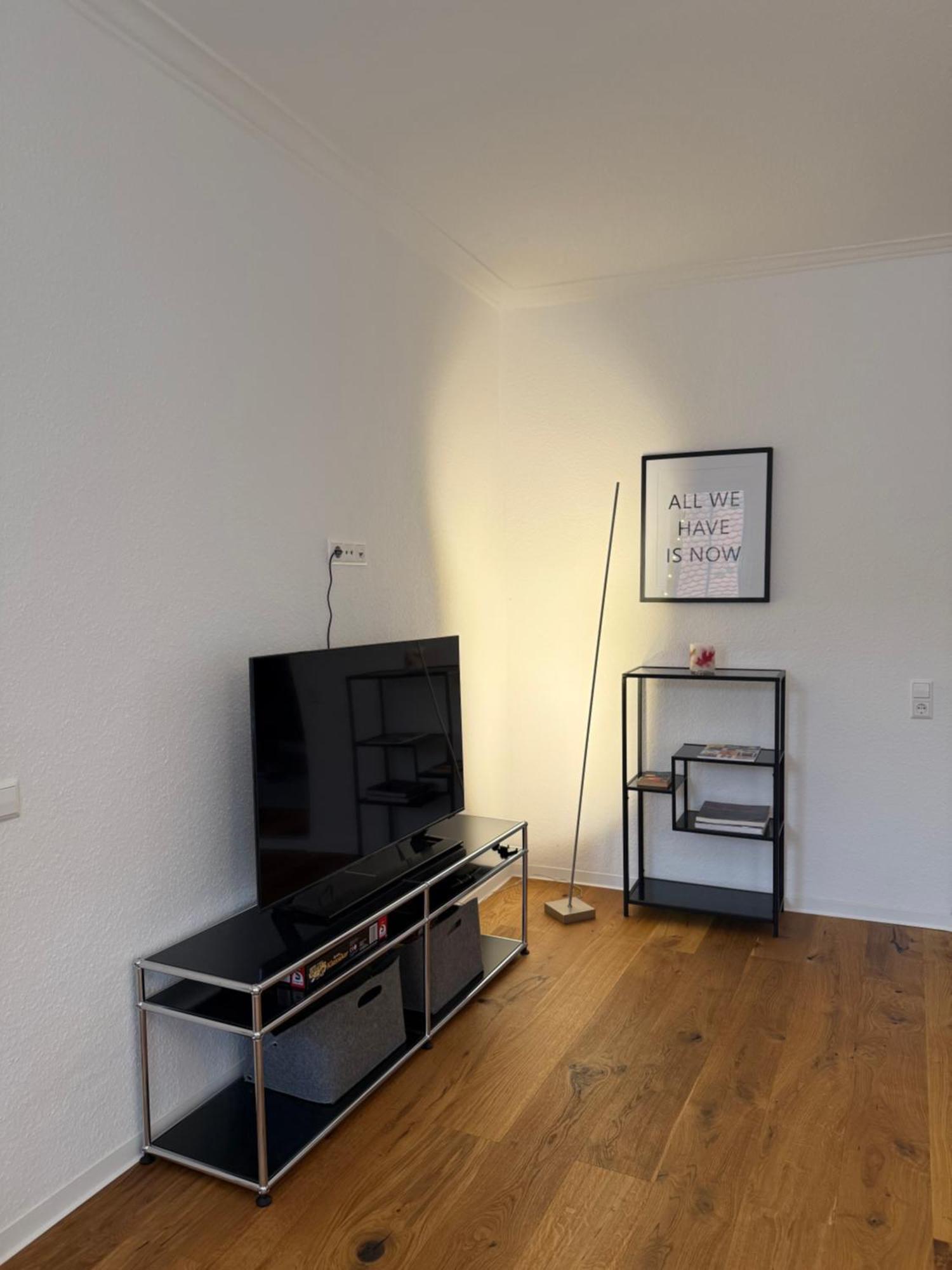 Stylisches Apartment Mit Grossem Tageslichbad Am Marktplatz Леонберг Экстерьер фото